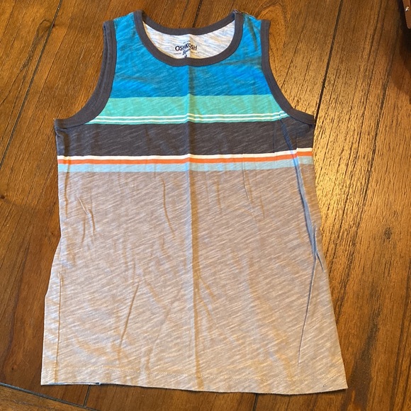 Boys Osh Kosh Short set - Picture 2 of 4